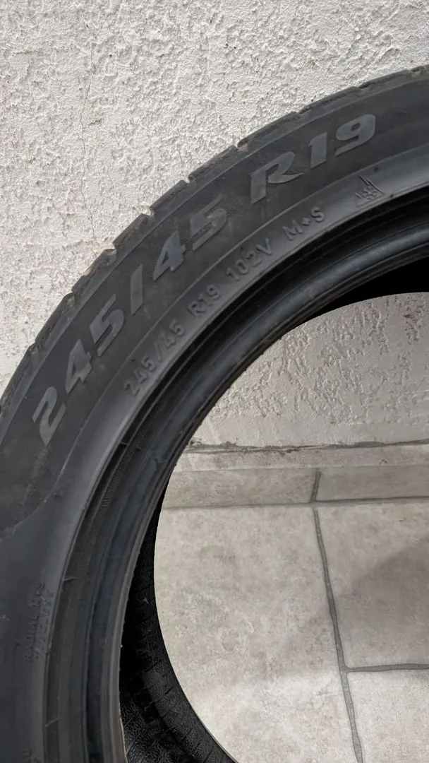 Tires PIRELLI 245/45 R19 — photo 2